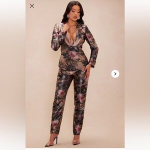 Fashion Nova Chic Floral Pants Suit